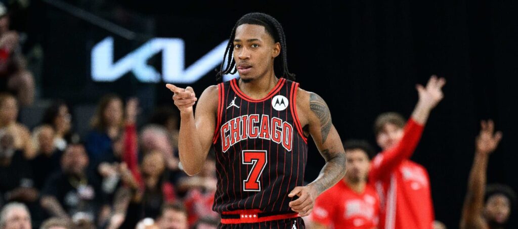 Chicago Bulls guard Rob Dillingham