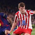 Alexander Sorloth in a battle for the ball with Barcelona player