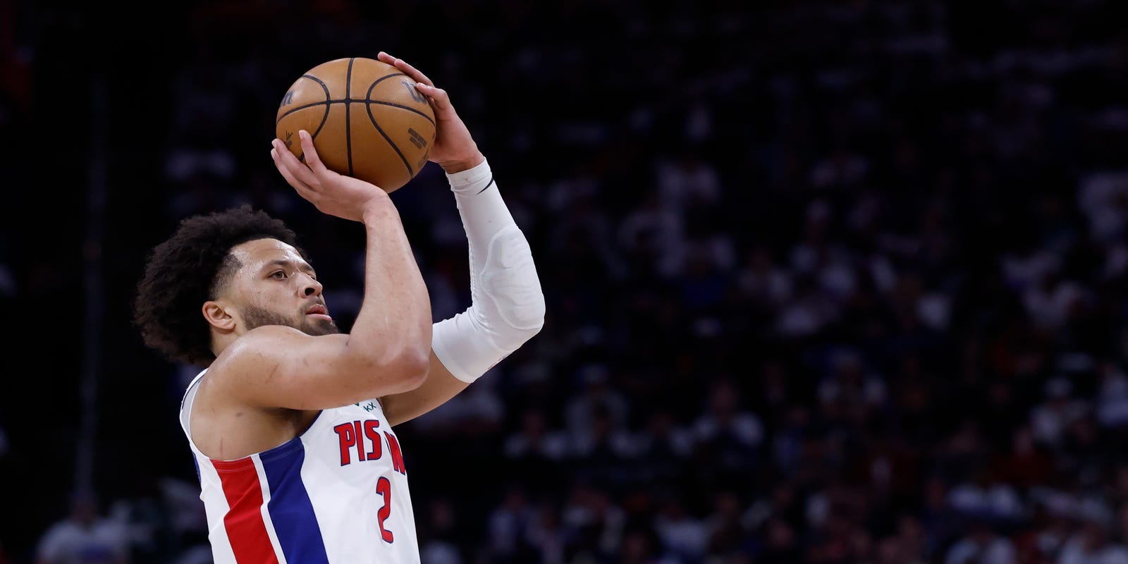 Detroit Pistons guard Cade Cunningham shooting the ball