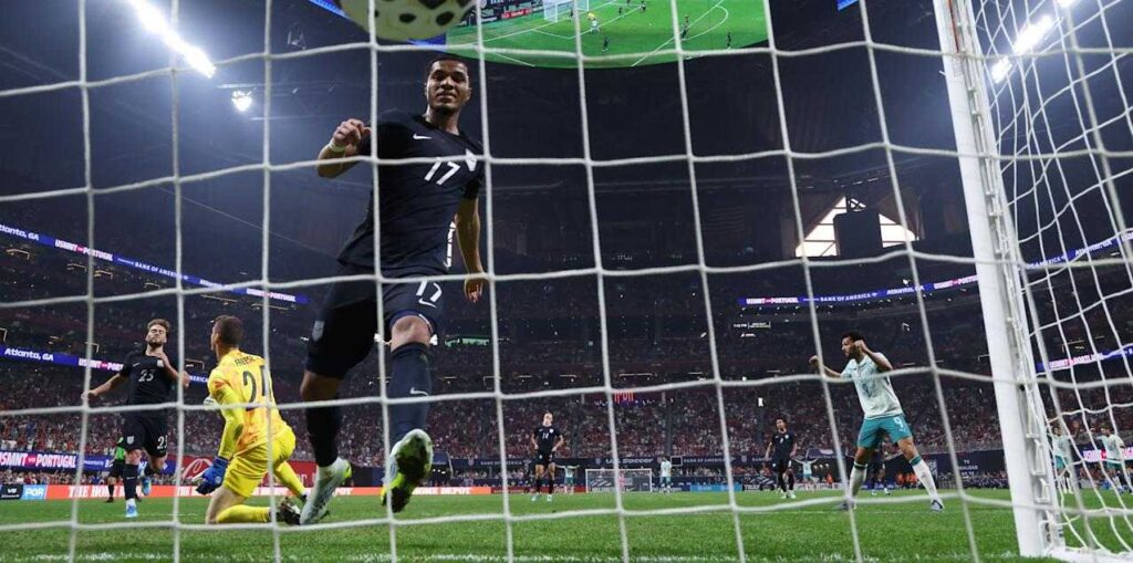 Portugal has just scored against USA in a friendly match