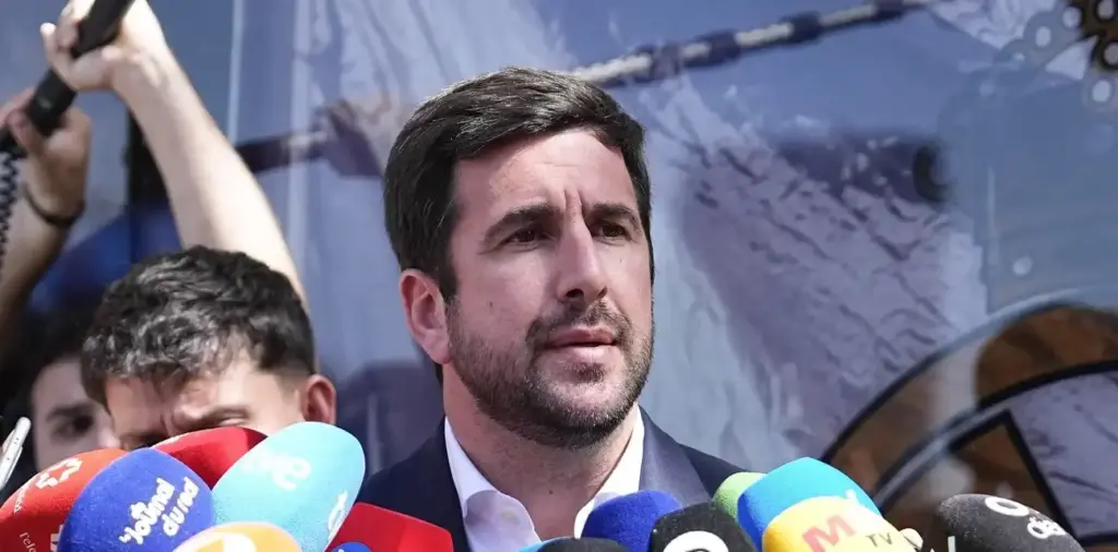 Real Madrid presidential candidate Enrique Riquelme
