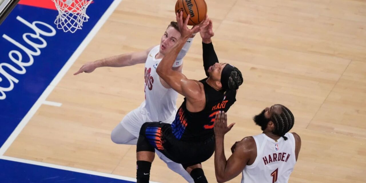Josh Hart attacking Cleveland's basket