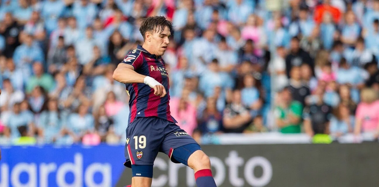 Levante player controlling the ball