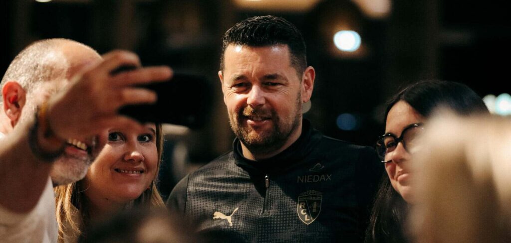 Lens' head coach Pierre Sage