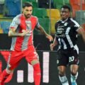 Cremonese and Udinese players in a battle for the ball