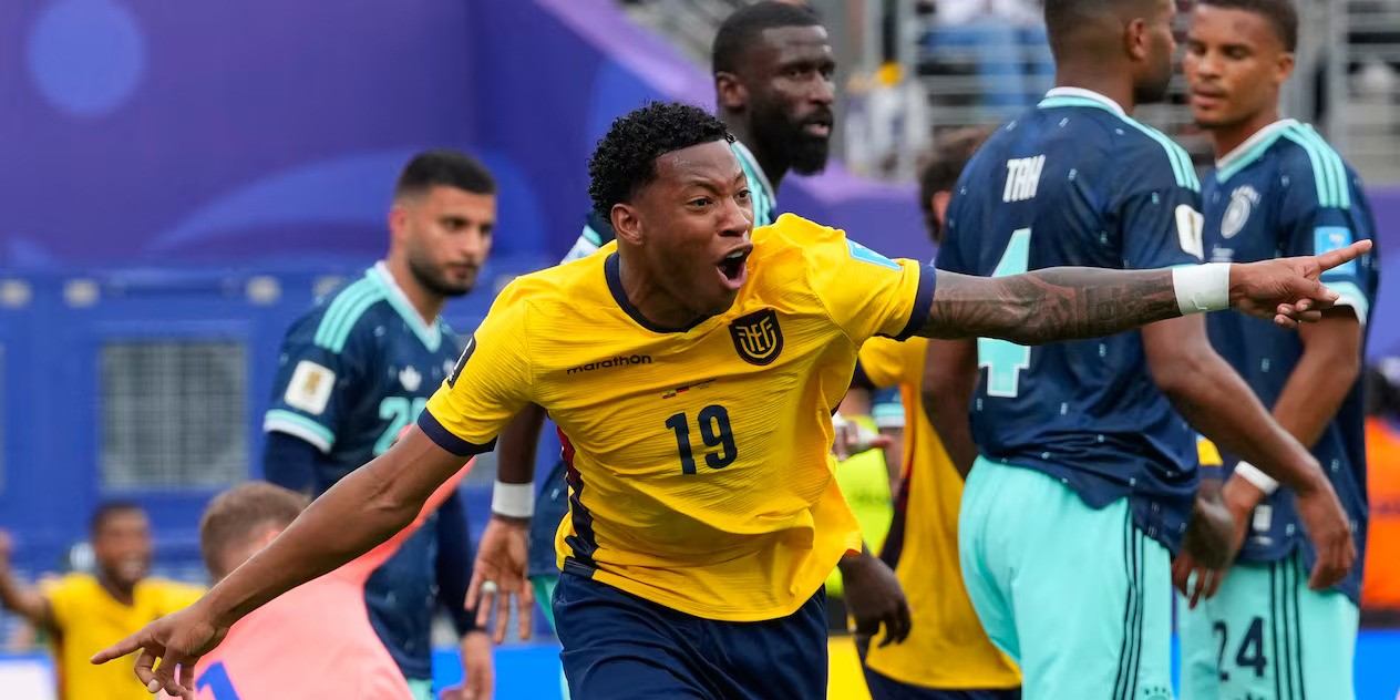 Ecuadorian player Plata has just scored against Germany