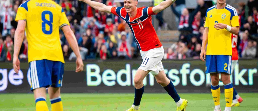 Jorgen Strand Larsen has just scored for Norway against Sweden