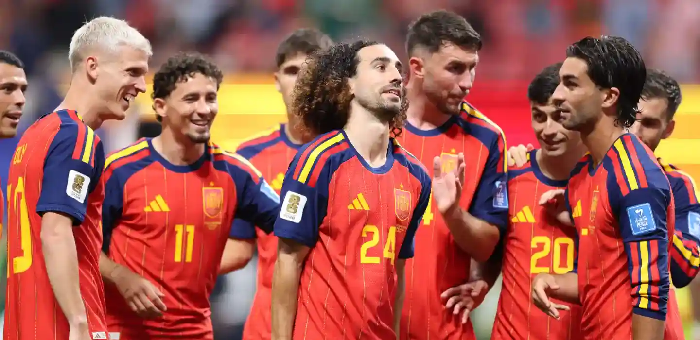 Spain players celebrate Marc Cucurella goal against Saudi Arabia