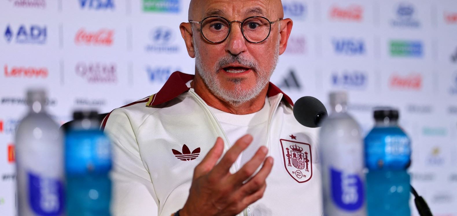 Spain head coach Luis de la Fuente
