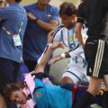 Leandro Paredes pushes Gavi to the ground
