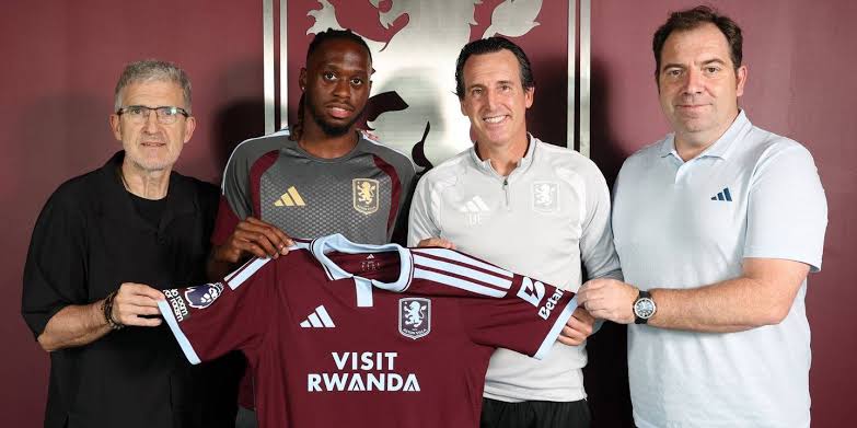 Aaron Wan-Bissaka during his presentation as Aston Villa player