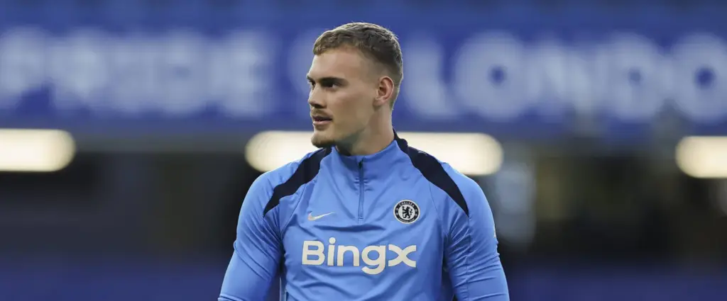 Chelsea goalkeeper Filip Jorgensen