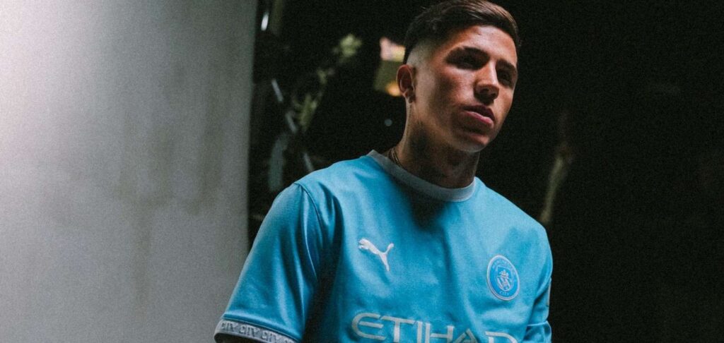 Enzo Fernandez in Manchester City shirt
