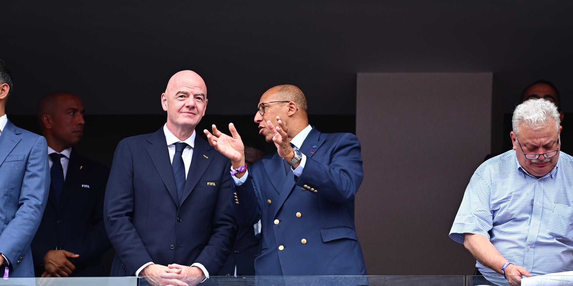 Gianni Infantino and Philippe Diallo in a discussion