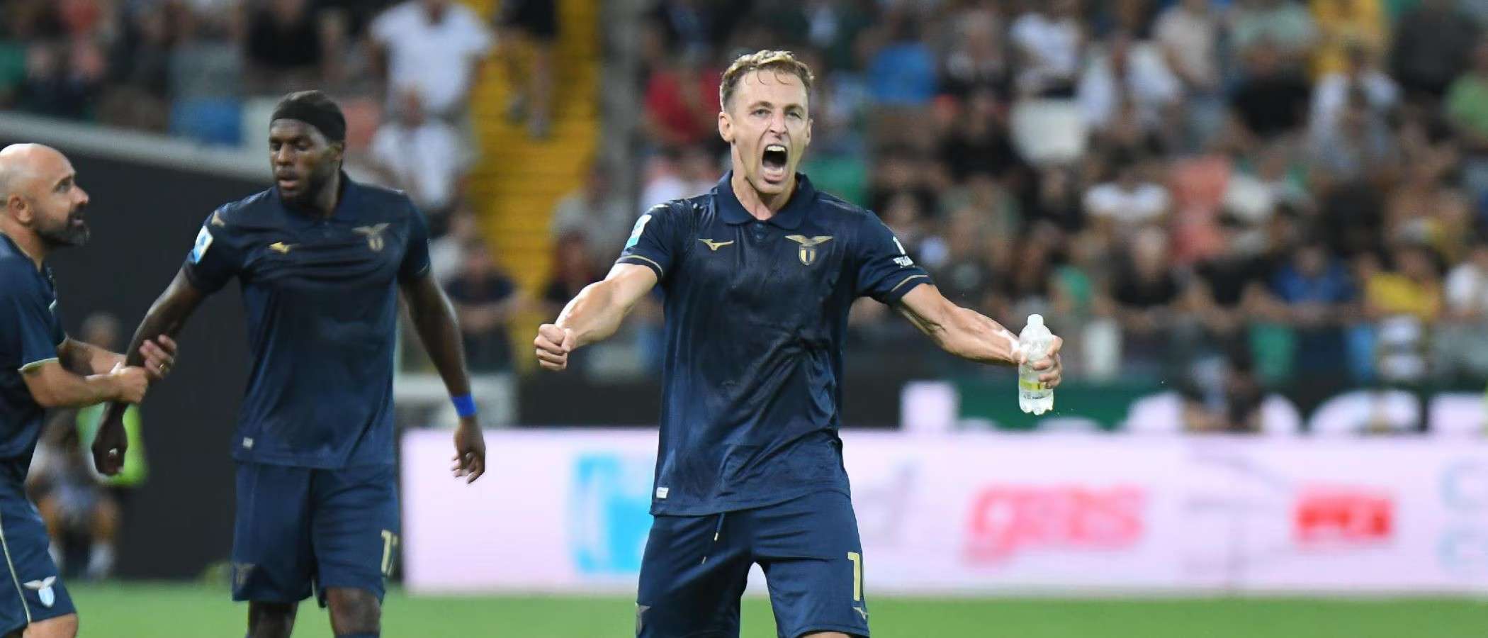 Davide Frattesi celebrates Lazio's goal against Udinese