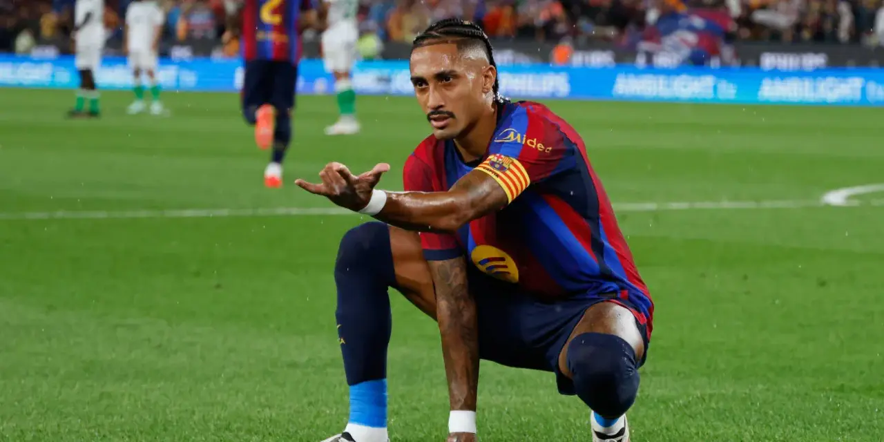Raphinha celebrates after scoring against Racing Santander