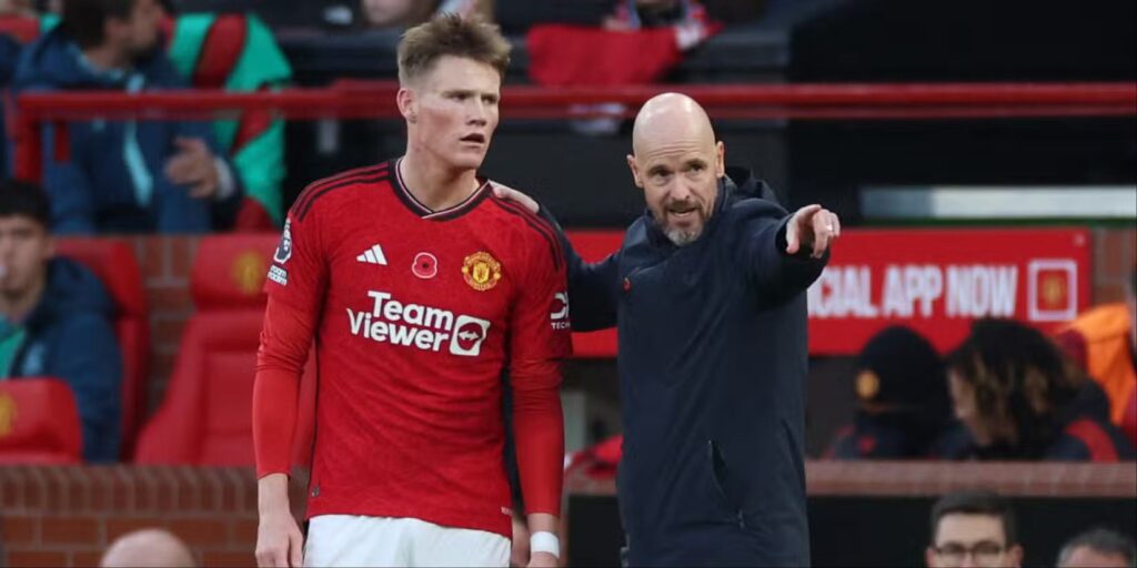 Erik Ten Hag giving instructions to Scott McTominay during their time at Manchester United